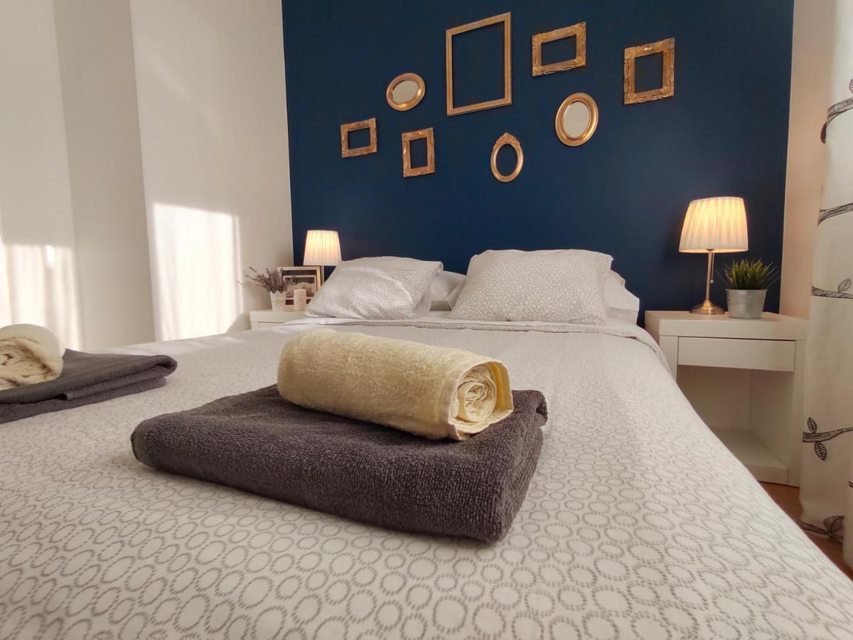 Apartments Karla I Ivano Мандре Екстериор снимка