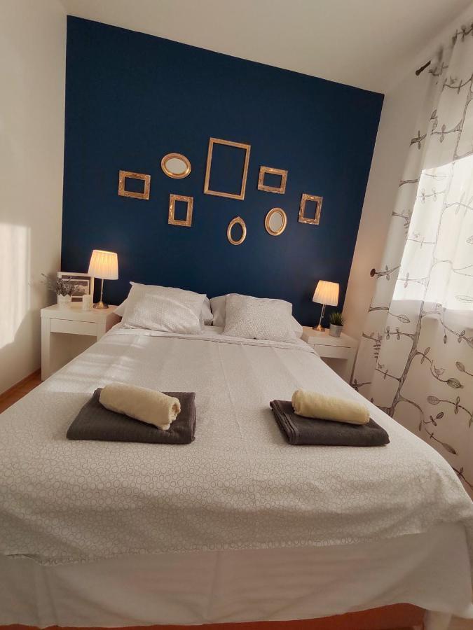 Apartments Karla I Ivano Мандре Екстериор снимка